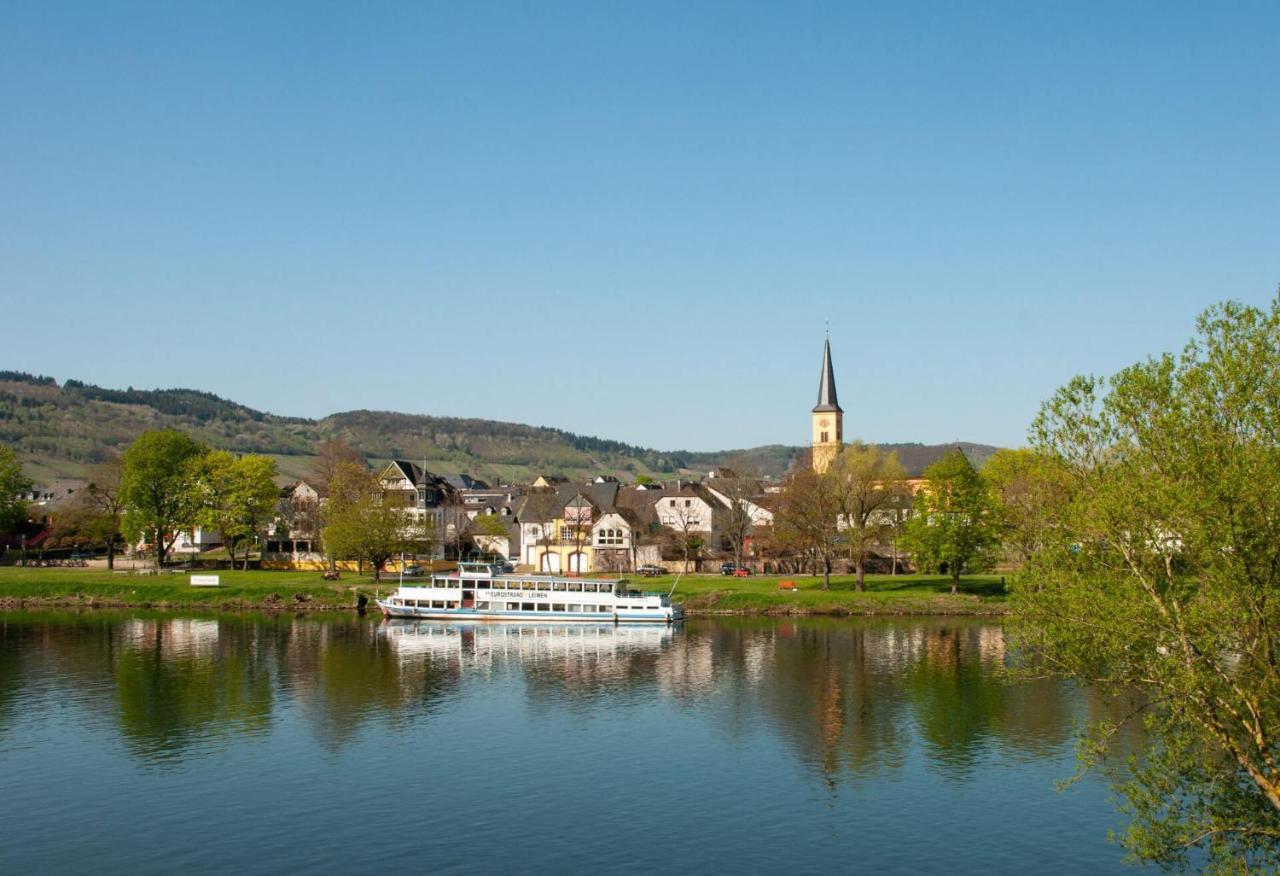 Hotel Krone Riesling Trittenheim Luaran gambar